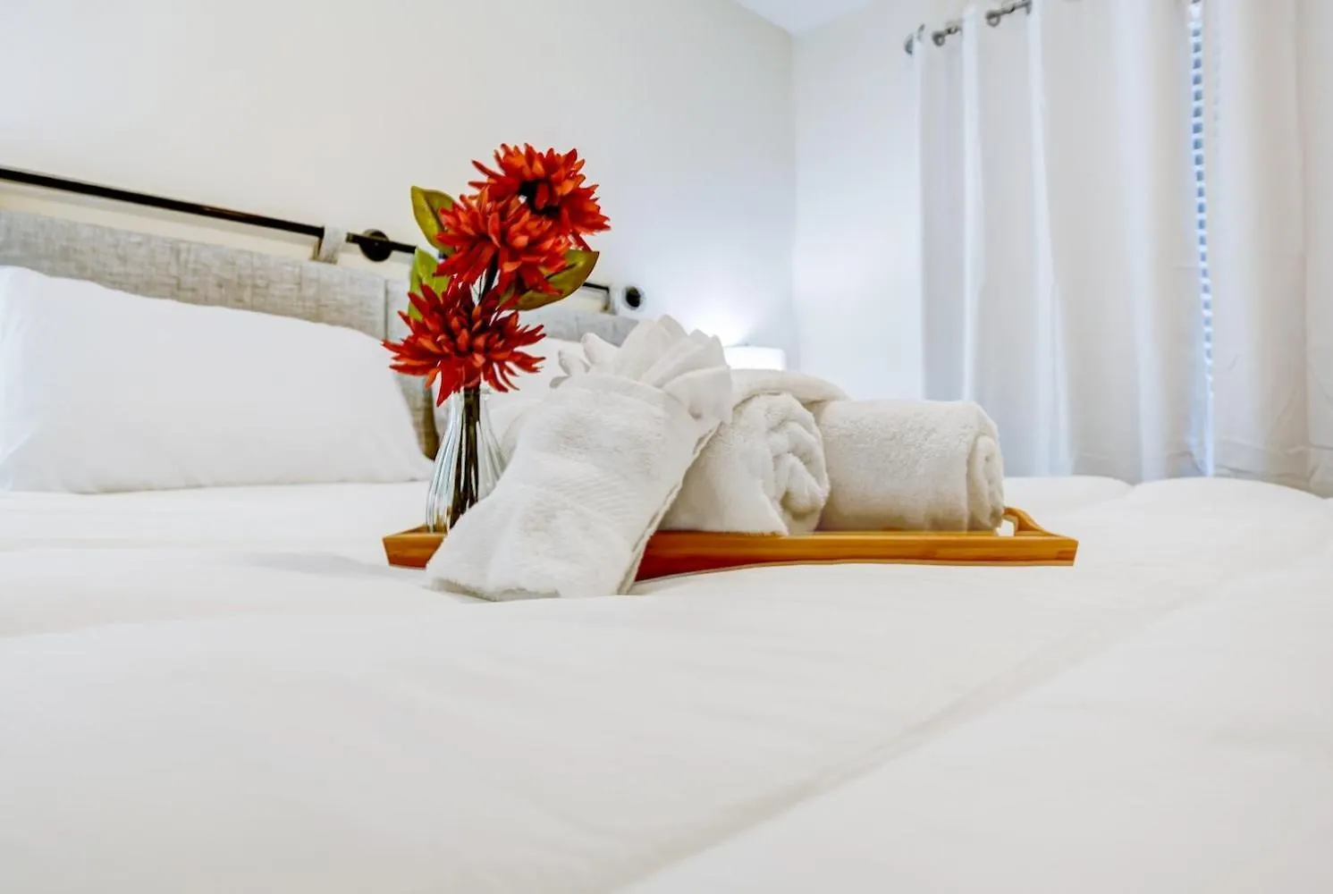 Chic Vegas Retreat: Near Top Attractions Лас-Вегас США